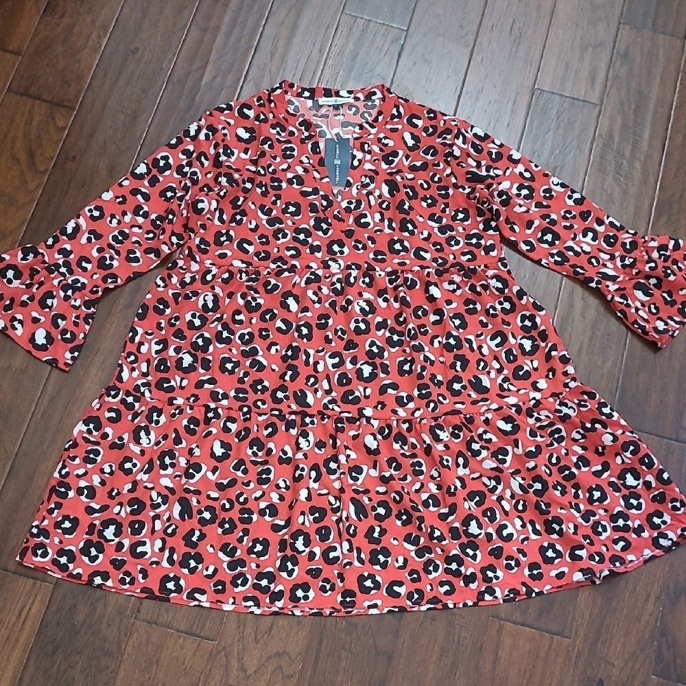 NWT Michelle McDowell Red with Black & White Design Flowy Dress size Large